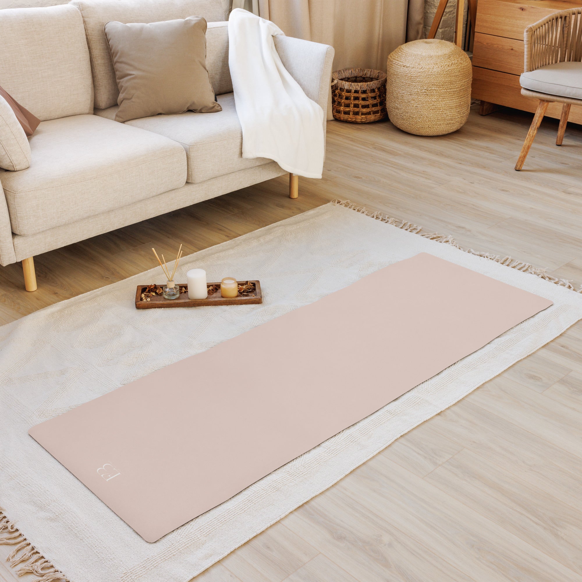 Blushing Petal Natural Rubber Yoga Mat | Non-Toxic & Eco-Friendly | Eco Black