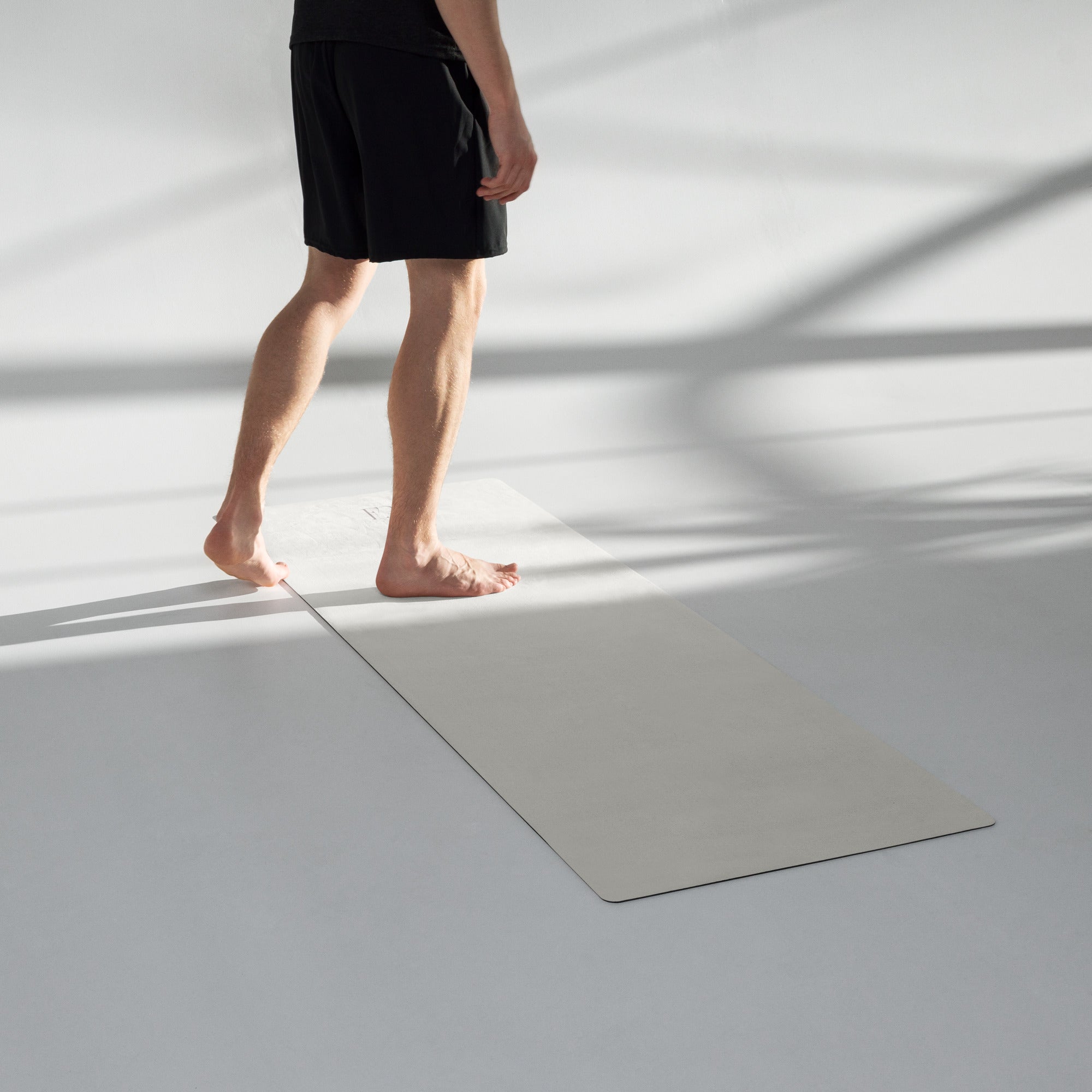 Vanilla Cream Natural Rubber Yoga Mat | Non-Toxic & Eco-Friendly | Eco Black